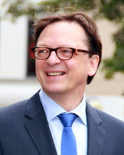 Professor Luc Deliens